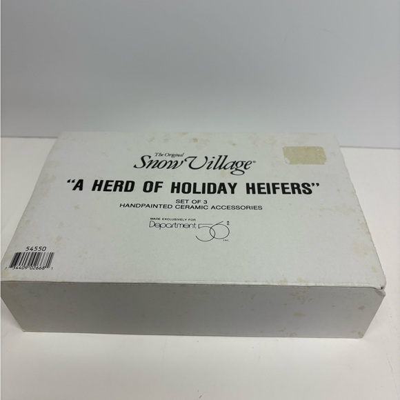 Department 56 Snow Village Herd Of Holiday Heifers Set 3 NWT - Picture 12 of 12
